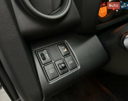 Белый Тойота РАВ 4, объемом двигателя 2 л и пробегом 186 тыс. км за 12999 $, фото 20 на Automoto.ua