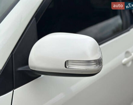 Белый Тойота РАВ 4, объемом двигателя 2 л и пробегом 186 тыс. км за 12999 $, фото 42 на Automoto.ua