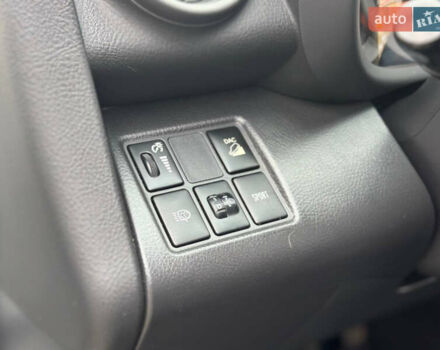 Белый Тойота РАВ 4, объемом двигателя 2 л и пробегом 186 тыс. км за 12999 $, фото 19 на Automoto.ua