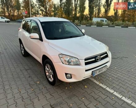 Білий Тойота РАВ 4, об'ємом двигуна 2.23 л та пробігом 281 тис. км за 7999 $, фото 9 на Automoto.ua