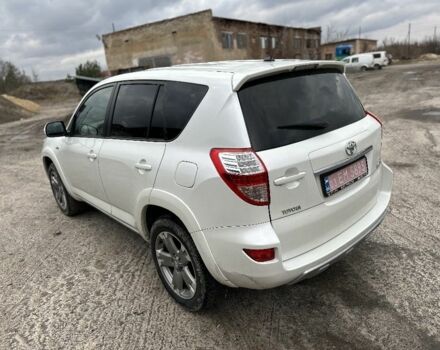Белый Тойота РАВ 4, объемом двигателя 2.2 л и пробегом 153 тыс. км за 13900 $, фото 2 на Automoto.ua