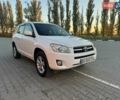 Білий Тойота РАВ 4, об'ємом двигуна 2.23 л та пробігом 281 тис. км за 7999 $, фото 16 на Automoto.ua