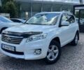 Белый Тойота РАВ 4, объемом двигателя 2.2 л и пробегом 215 тыс. км за 11900 $, фото 1 на Automoto.ua