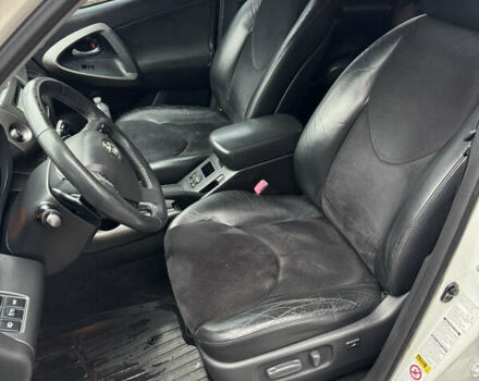 Белый Тойота РАВ 4, объемом двигателя 1.99 л и пробегом 186 тыс. км за 11999 $, фото 14 на Automoto.ua