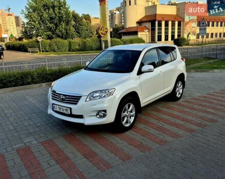 Белый Тойота РАВ 4, объемом двигателя 2 л и пробегом 86 тыс. км за 14350 $, фото 6 на Automoto.ua