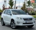 Білий Тойота РАВ 4, об'ємом двигуна 2.23 л та пробігом 253 тис. км за 12999 $, фото 1 на Automoto.ua