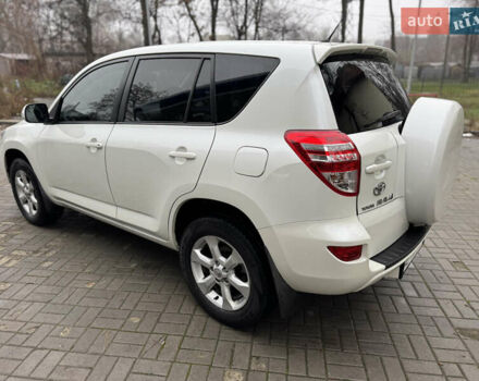 Белый Тойота РАВ 4, объемом двигателя 1.99 л и пробегом 186 тыс. км за 11999 $, фото 6 на Automoto.ua