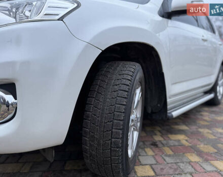 Белый Тойота РАВ 4, объемом двигателя 2 л и пробегом 139 тыс. км за 12999 $, фото 16 на Automoto.ua