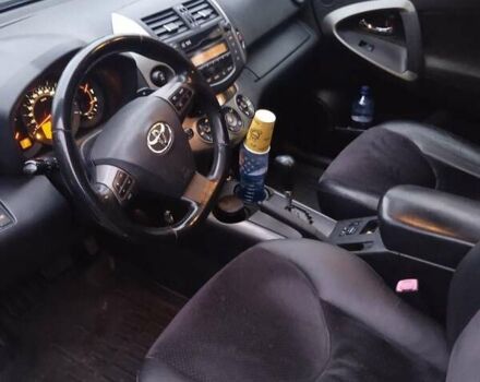 Белый Тойота РАВ 4, объемом двигателя 2.2 л и пробегом 200 тыс. км за 13999 $, фото 9 на Automoto.ua