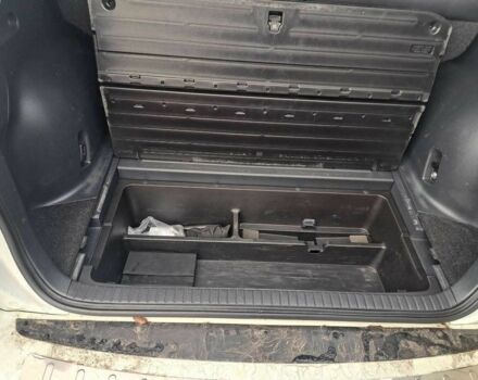 Белый Тойота РАВ 4, объемом двигателя 2.2 л и пробегом 300 тыс. км за 11000 $, фото 13 на Automoto.ua