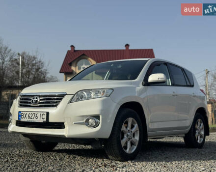 Білий Тойота РАВ 4, об'ємом двигуна 2 л та пробігом 190 тис. км за 12999 $, фото 10 на Automoto.ua