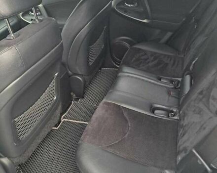 Белый Тойота РАВ 4, объемом двигателя 2.2 л и пробегом 300 тыс. км за 11000 $, фото 14 на Automoto.ua