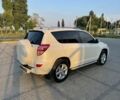 Білий Тойота РАВ 4, об'ємом двигуна 2 л та пробігом 174 тис. км за 13000 $, фото 2 на Automoto.ua