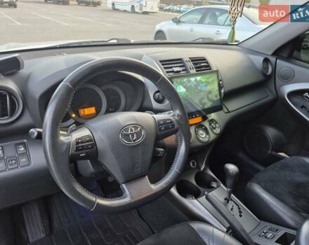 Белый Тойота РАВ 4, объемом двигателя 2 л и пробегом 231 тыс. км за 12500 $, фото 27 на Automoto.ua