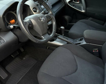 Белый Тойота РАВ 4, объемом двигателя 1.99 л и пробегом 225 тыс. км за 13200 $, фото 12 на Automoto.ua