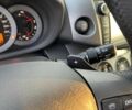 Білий Тойота РАВ 4, об'ємом двигуна 2 л та пробігом 174 тис. км за 13000 $, фото 7 на Automoto.ua