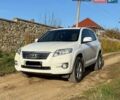 Білий Тойота РАВ 4, об'ємом двигуна 2 л та пробігом 128 тис. км за 15399 $, фото 1 на Automoto.ua