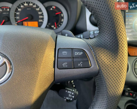 Білий Тойота РАВ 4, об'ємом двигуна 2 л та пробігом 174 тис. км за 13000 $, фото 40 на Automoto.ua