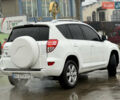 Белый Тойота РАВ 4, объемом двигателя 2.2 л и пробегом 227 тыс. км за 11900 $, фото 5 на Automoto.ua