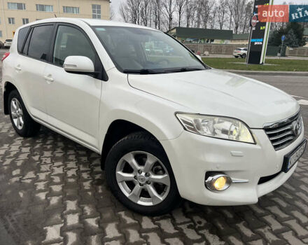 Белый Тойота РАВ 4, объемом двигателя 2 л и пробегом 156 тыс. км за 13950 $, фото 17 на Automoto.ua