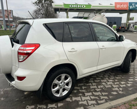 Белый Тойота РАВ 4, объемом двигателя 2 л и пробегом 156 тыс. км за 13950 $, фото 21 на Automoto.ua