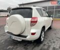 Белый Тойота РАВ 4, объемом двигателя 2.23 л и пробегом 218 тыс. км за 12000 $, фото 9 на Automoto.ua
