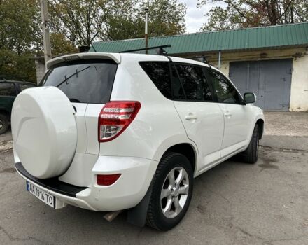 Білий Тойота РАВ 4, об'ємом двигуна 0 л та пробігом 168 тис. км за 12900 $, фото 5 на Automoto.ua