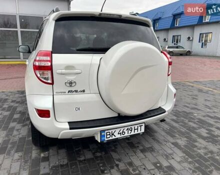 Белый Тойота РАВ 4, объемом двигателя 2.23 л и пробегом 218 тыс. км за 12000 $, фото 10 на Automoto.ua