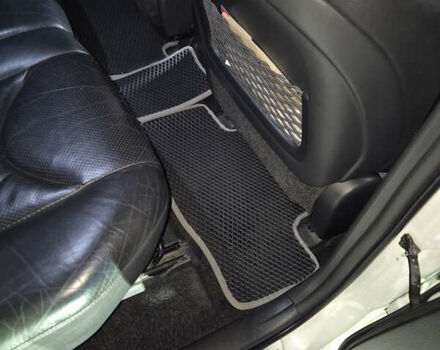 Белый Тойота РАВ 4, объемом двигателя 1.99 л и пробегом 226 тыс. км за 15000 $, фото 26 на Automoto.ua