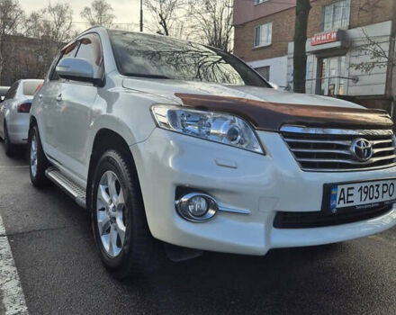 Белый Тойота РАВ 4, объемом двигателя 1.99 л и пробегом 226 тыс. км за 15000 $, фото 6 на Automoto.ua