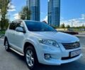 Белый Тойота РАВ 4, объемом двигателя 1.99 л и пробегом 178 тыс. км за 13499 $, фото 1 на Automoto.ua