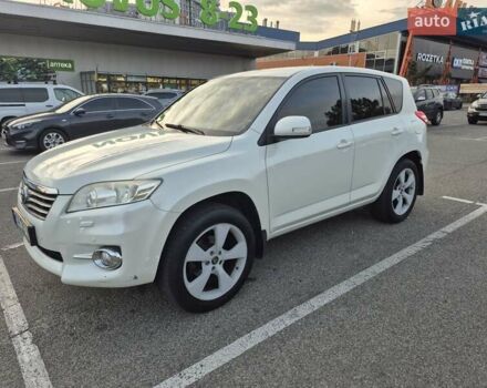 Белый Тойота РАВ 4, объемом двигателя 2 л и пробегом 231 тыс. км за 12500 $, фото 7 на Automoto.ua