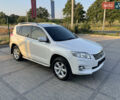 Білий Тойота РАВ 4, об'ємом двигуна 2 л та пробігом 174 тис. км за 13000 $, фото 4 на Automoto.ua
