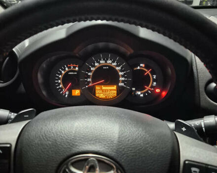 Белый Тойота РАВ 4, объемом двигателя 1.99 л и пробегом 226 тыс. км за 15000 $, фото 10 на Automoto.ua