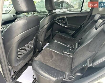 Белый Тойота РАВ 4, объемом двигателя 2 л и пробегом 128 тыс. км за 15500 $, фото 21 на Automoto.ua