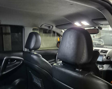 Белый Тойота РАВ 4, объемом двигателя 1.99 л и пробегом 226 тыс. км за 15000 $, фото 19 на Automoto.ua