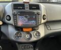 Білий Тойота РАВ 4, об'ємом двигуна 2 л та пробігом 174 тис. км за 13000 $, фото 13 на Automoto.ua