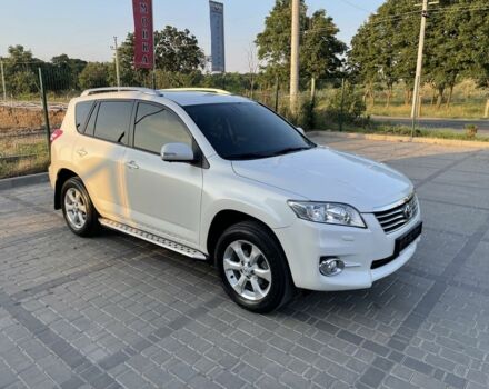 Білий Тойота РАВ 4, об'ємом двигуна 2 л та пробігом 174 тис. км за 13000 $, фото 1 на Automoto.ua
