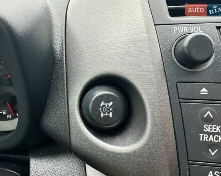 Белый Тойота РАВ 4, объемом двигателя 2 л и пробегом 128 тыс. км за 15500 $, фото 13 на Automoto.ua