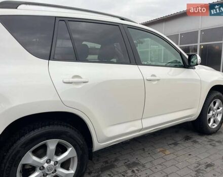 Белый Тойота РАВ 4, объемом двигателя 2.23 л и пробегом 218 тыс. км за 12000 $, фото 8 на Automoto.ua