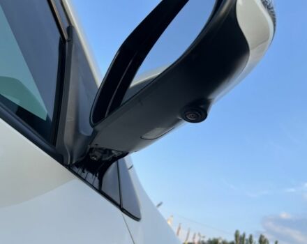 Білий Тойота РАВ 4, об'ємом двигуна 2 л та пробігом 174 тис. км за 13000 $, фото 17 на Automoto.ua