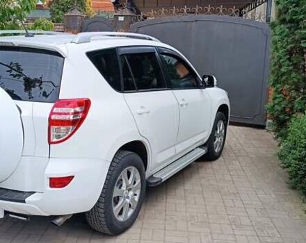 Белый Тойота РАВ 4, объемом двигателя 2 л и пробегом 224 тыс. км за 13100 $, фото 6 на Automoto.ua