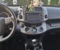 Білий Тойота РАВ 4, об'ємом двигуна 2 л та пробігом 208 тис. км за 12000 $, фото 4 на Automoto.ua