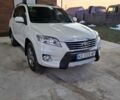 Белый Тойота РАВ 4, объемом двигателя 2 л и пробегом 69 тыс. км за 16200 $, фото 1 на Automoto.ua