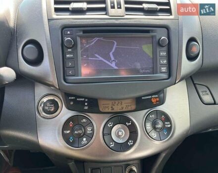 Белый Тойота РАВ 4, объемом двигателя 2.2 л и пробегом 269 тыс. км за 7800 $, фото 14 на Automoto.ua