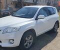 Белый Тойота РАВ 4, объемом двигателя 1.98 л и пробегом 130 тыс. км за 14300 $, фото 1 на Automoto.ua