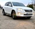 Білий Тойота РАВ 4, об'ємом двигуна 2.2 л та пробігом 253 тис. км за 15000 $, фото 1 на Automoto.ua