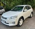 Білий Тойота РАВ 4, об'ємом двигуна 2 л та пробігом 158 тис. км за 15900 $, фото 1 на Automoto.ua