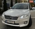 Белый Тойота РАВ 4, объемом двигателя 1.99 л и пробегом 205 тыс. км за 14000 $, фото 1 на Automoto.ua