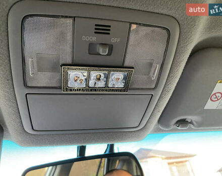 Тойота РАВ 4 2012 в Киеве на Automoto.ua Белый Тойота РАВ 4, объемом двигателя 1.99 л и пробегом 125 тыс. км за 16500 $, фото 5 на Automoto.ua